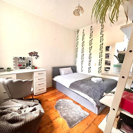 Guest Room Londres Extérieur photo